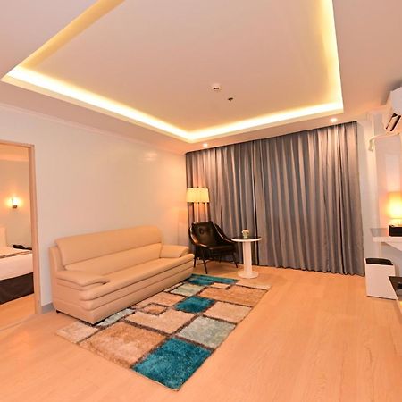 T Shine Resort And Spa Lapu-Lapu City Exterior photo